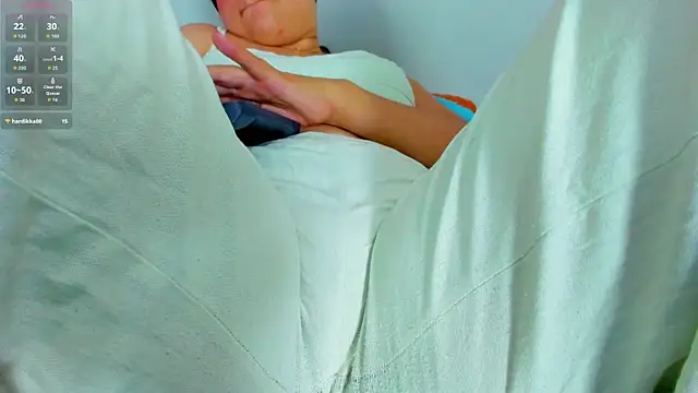 evaa greey online show from November 17, 8:13 pm