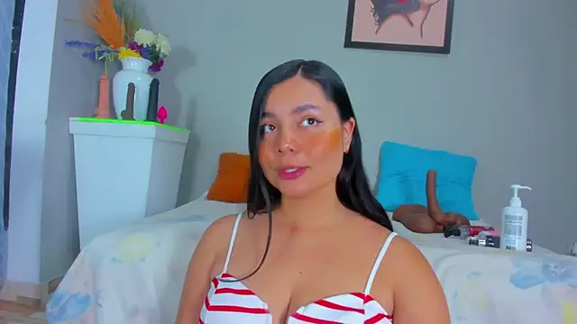 evaa greey online show from November 24, 9:59 pm