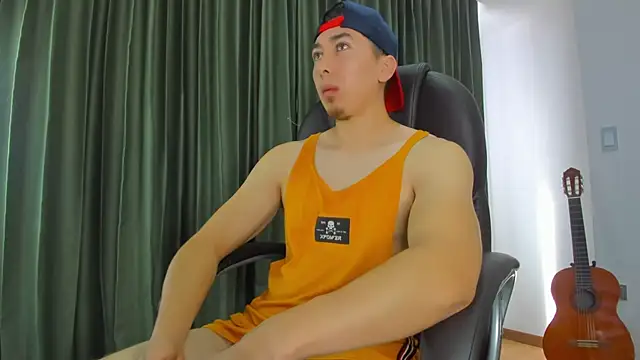 Tombarden online show from March 21, 7:35 pm