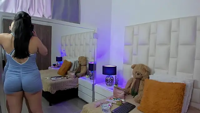 Ariana rouse online show from March 21, 4:33 pm