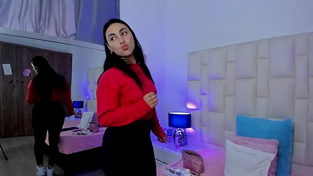 Ariana rouse online show from November 13, 5:06 pm