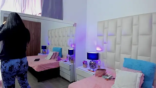 Ariana rouse online show from November 19, 3:12 pm