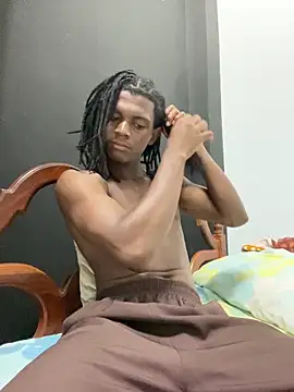 Snapshot of SlykaandpettterX chatting on November 9, 5:00 am SlykaandpettterX online show from November 9, 5:00 am