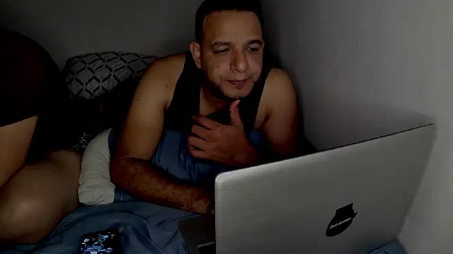 pdesangr online show from March 9, 3:43 am