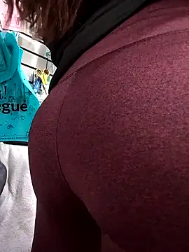 samathasexx online show from April 14, 9:42 pm