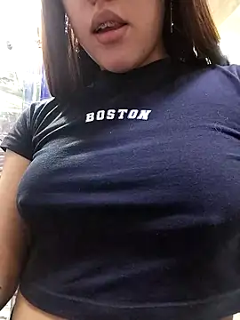 Snapshot of samathasexx chatting on November 4, 10:46 pm samathasexx online show from November 4, 10:46 pm