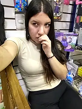 Snapshot of samathasexx chatting on March 3, 11:03 pm samathasexx online show from March 3, 11:03 pm