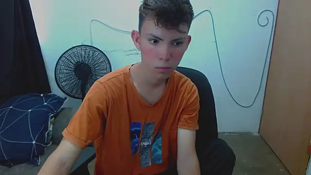 Alexxx lov online show from April 7, 1:02 pm