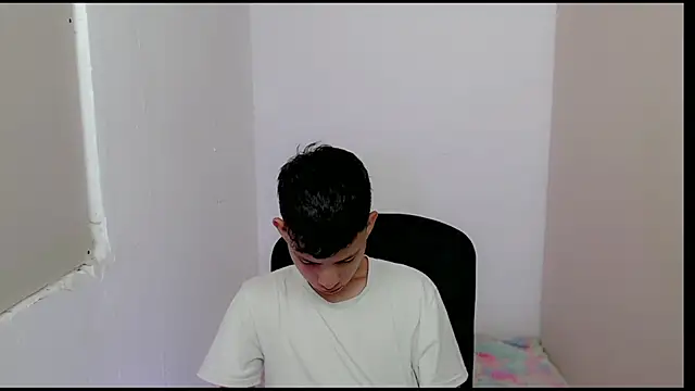 Alexxx lov online show from February 28, 12:31 pm