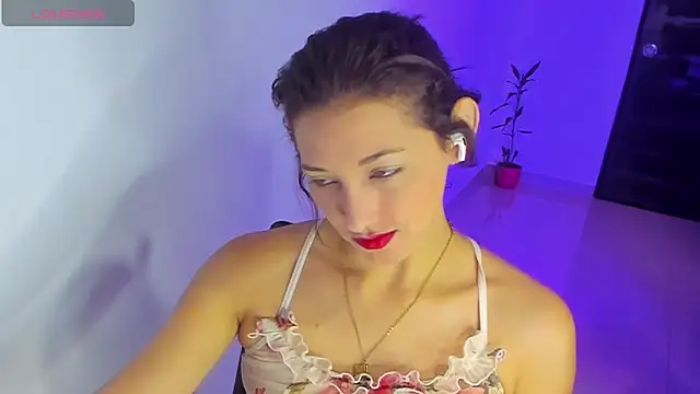 vicky  skinny 1 online show from March 13, 1:50 pm