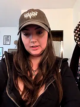 goblingirl888 online show from April 17, 9:50 pm