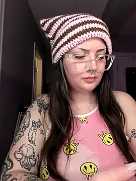 goblingirl888 online show from June 10, 10:44 pm