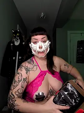 Snapshot of goblingirl888 chatting on November 12, 7:34 am goblingirl888 online show from November 12, 7:34 am