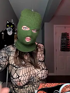 Snapshot of goblingirl888 chatting on October 7, 6:47 am goblingirl888 online show from October 7, 6:47 am