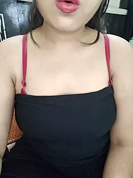 JANVI MISHRA1 online show from May 9, 6:44 pm