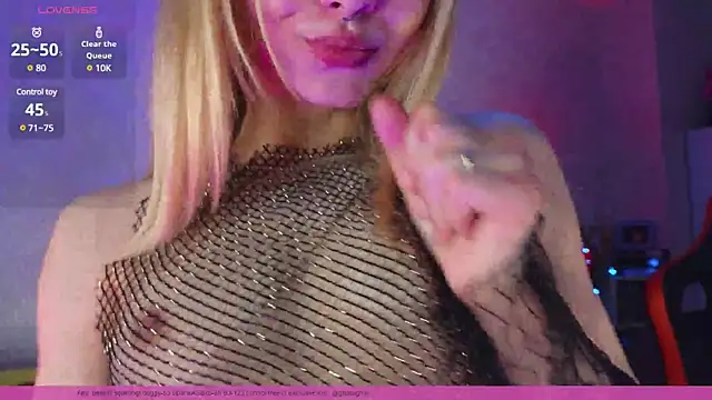 Snapshot of deathmistress chatting on March 22, 6:43 am deathmistress online show from March 22, 6:43 am