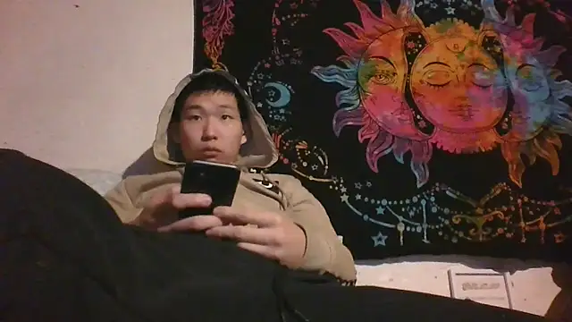 thekinkyasian online show from January 24, 4:05 am