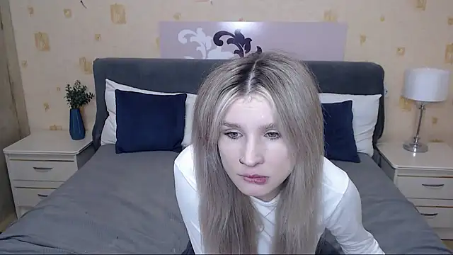 Chloe Addison online show from September 18, 8:12 pm