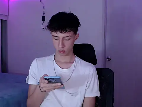 Juanmres online show from March 11, 7:52 pm