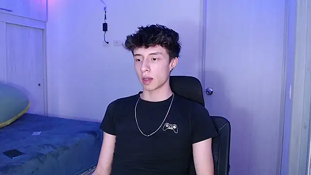 Juanmres online show from April 22, 9:21 pm