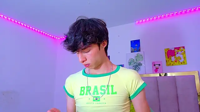 Juanmres online show from June 18, 10:04 pm