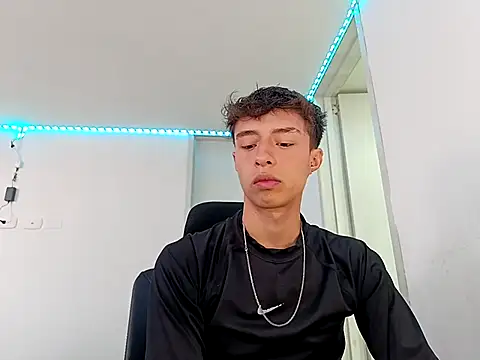 Juanmres online show from September 27, 6:58 pm