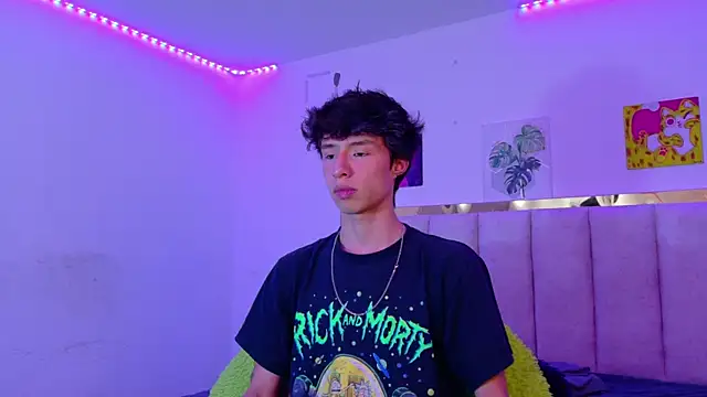 Juanmres online show from June 4, 1:05 pm