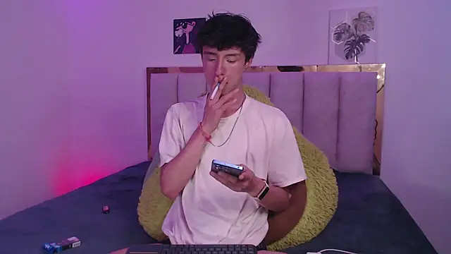 Juanmres online show from May 13, 6:48 pm
