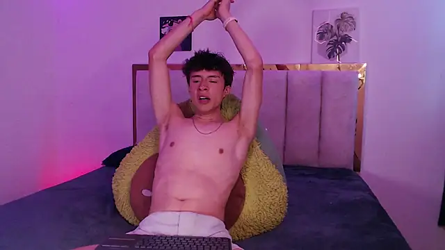 Juanmres online show from May 12, 2:34 pm