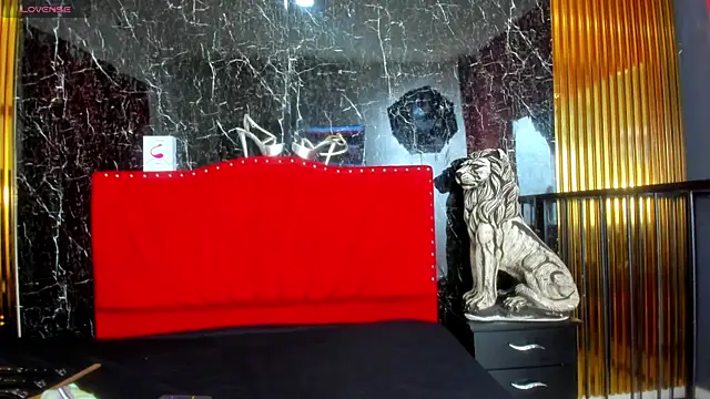  nicolesweet online show from April 15, 7:58 pm