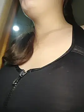Snapshot of Vale_Saenzz chatting on October 14, 10:53 pm Vale Saenzz online show from October 14, 10:53 pm