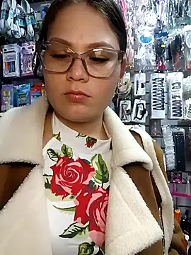 Vale Saenzz online show from February 28, 8:19 pm