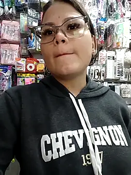 Vale Saenzz online show from February 23, 10:21 pm