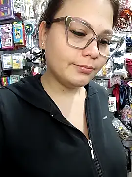 Vale Saenzz online show from March 12, 11:31 pm