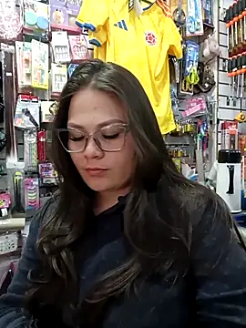 Vale Saenzz online show from April 9, 9:43 pm