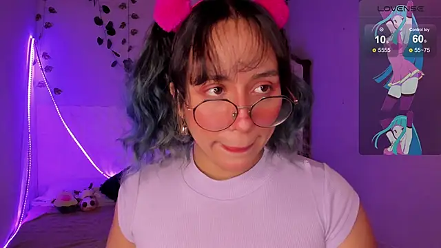 Ludovica6669 online show from March 8, 10:24 pm