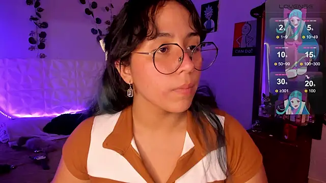 Ludovica6669 online show from March 15, 11:39 pm