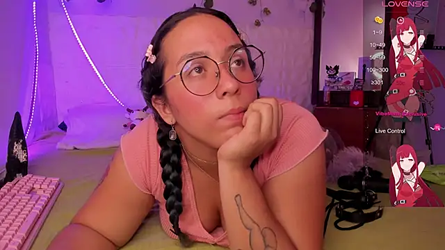 Ludovica6669 online show from February 28, 8:39 pm