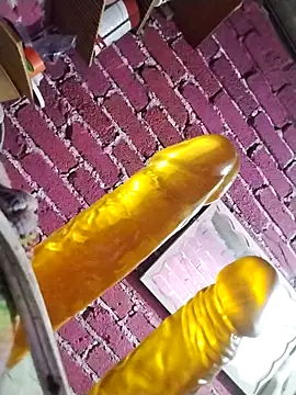 Snapshot of bbtmtlvrg chatting on March 4, 5:59 am bbtmtlvrg online show from March 4, 5:59 am