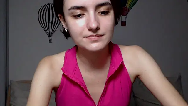 Snapshot of AmelieBanshee chatting on October 2, 3:26 pm AmelieBanshee online show from October 2, 3:26 pm