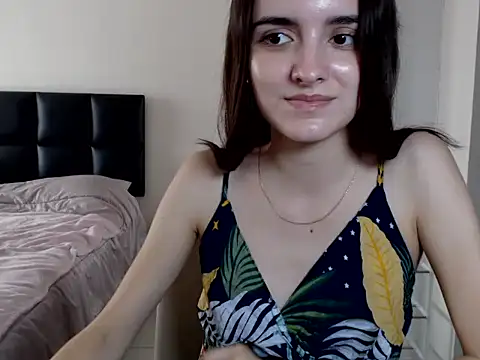 Snapshot of AmelieBanshee chatting on September 9, 8:46 am AmelieBanshee online show from September 9, 8:46 am