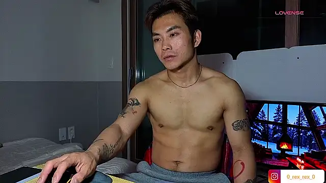 Snapshot of Doh728 chatting on December 5, 1:21 pm Doh728 online show from December 5, 1:21 pm