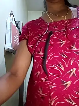 Snapshot of TeluguammayiMahi chatting on October 3, 10:06 am TeluguammayiMahi online show from October 3, 10:06 am