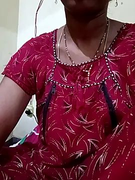 Snapshot of TeluguammayiMahi chatting on October 28, 10:20 pm TeluguammayiMahi online show from October 28, 10:20 pm