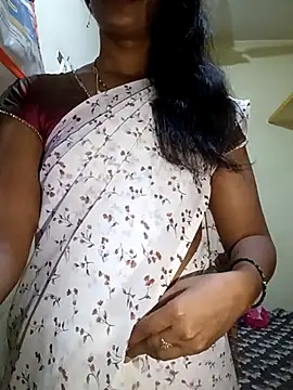 Snapshot of TeluguammayiMahi chatting on December 16, 12:04 am TeluguammayiMahi online show from December 16, 12:04 am