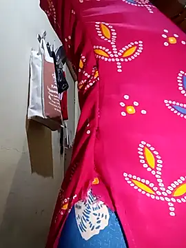 Snapshot of TeluguammayiMahi chatting on October 31, 11:33 pm TeluguammayiMahi online show from October 31, 11:33 pm