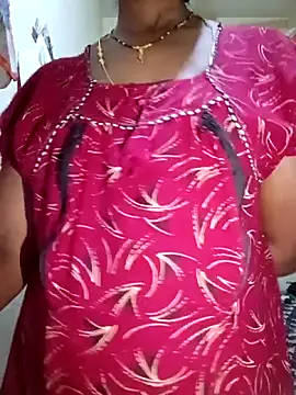 Snapshot of TeluguammayiMahi chatting on November 23, 7:07 am TeluguammayiMahi online show from November 23, 7:07 am