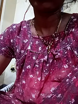 Snapshot of TeluguammayiMahi chatting on November 2, 12:59 am TeluguammayiMahi online show from November 2, 12:59 am