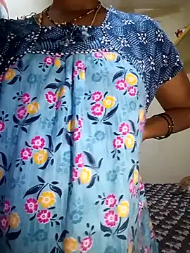 Snapshot of TeluguammayiMahi chatting on December 3, 1:06 am TeluguammayiMahi online show from December 3, 1:06 am