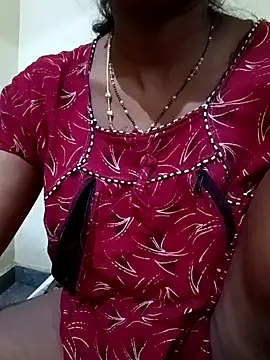 Snapshot of TeluguammayiMahi chatting on October 3, 10:33 pm TeluguammayiMahi online show from October 3, 10:33 pm